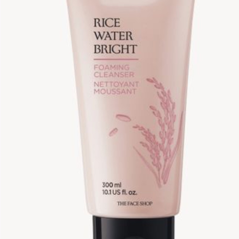 Avon Rice Water Bright Foaming Cleanser - Cream and Black - Picture 1 of 1